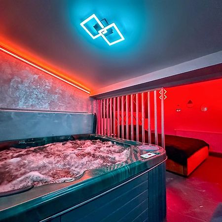 Luxor - Jacuzzi&Cozy Apartments Sibiu Extérieur photo
