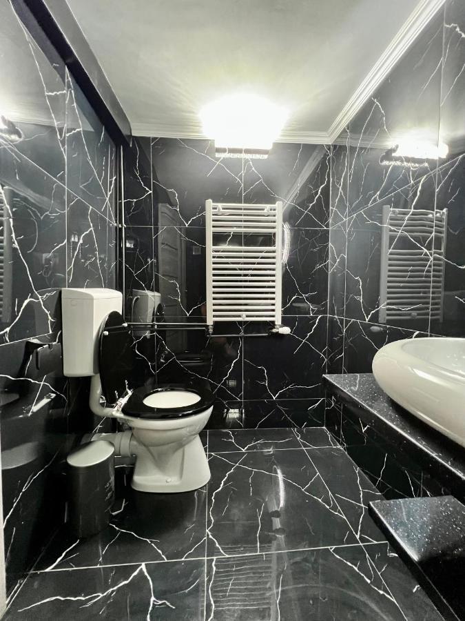 Luxor - Jacuzzi&Cozy Apartments Sibiu Extérieur photo