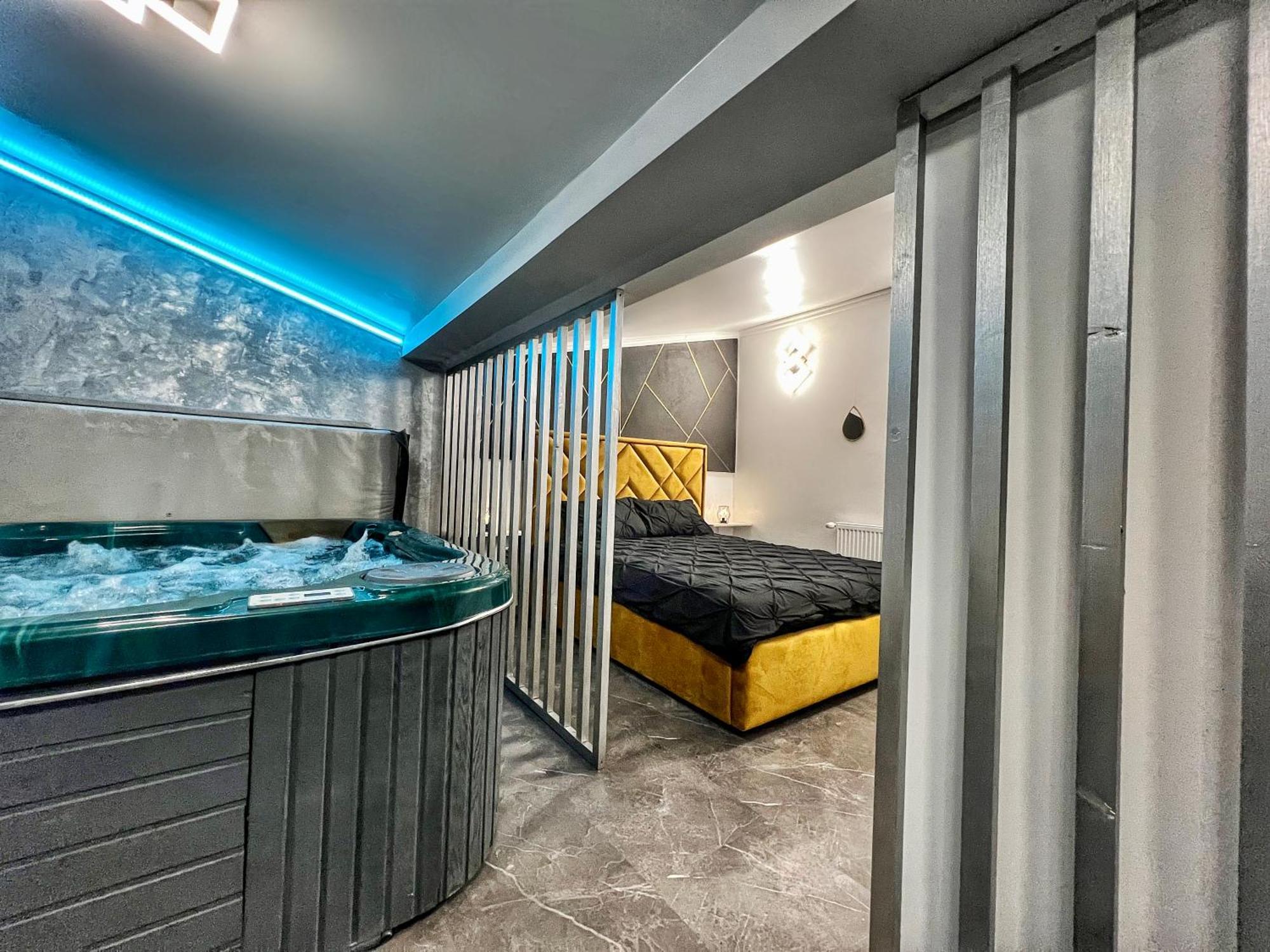 Luxor - Jacuzzi&Cozy Apartments Sibiu Extérieur photo