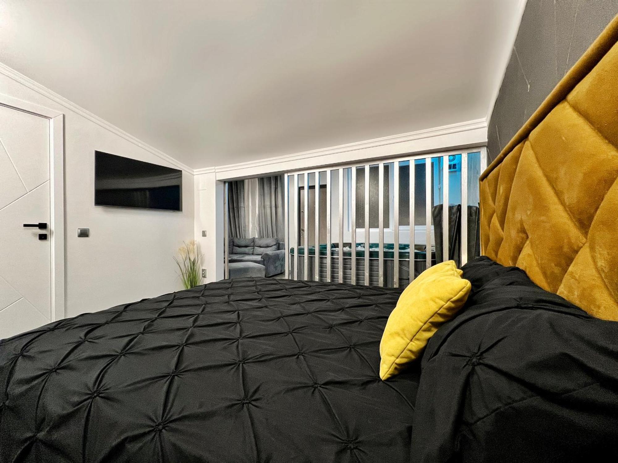 Luxor - Jacuzzi&Cozy Apartments Sibiu Extérieur photo